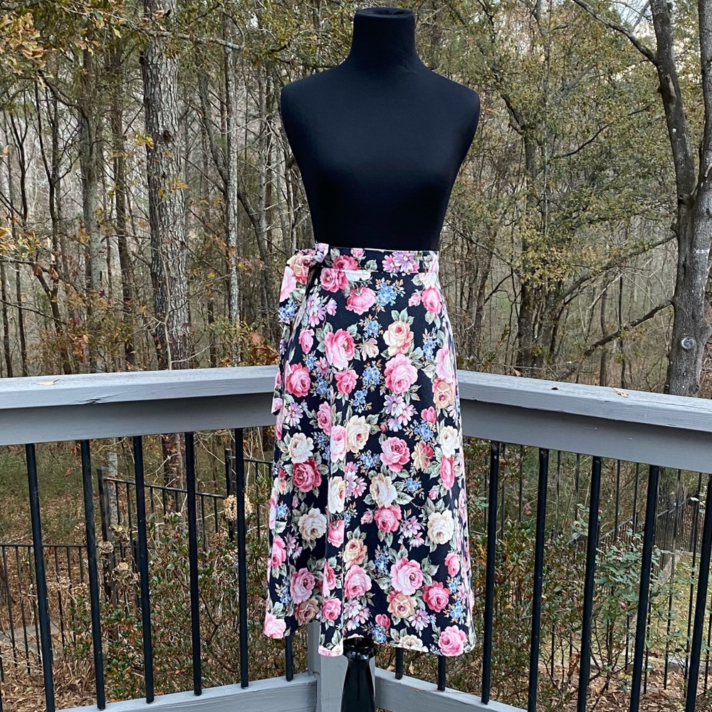 Vintage 90s 2000s Fall Floral Cottagecore Wrap Circle Skirt